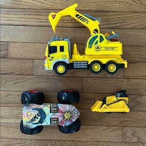 🚚 HOT WHEELS car and excavator toy bundle with lights truck light up toy EUC
